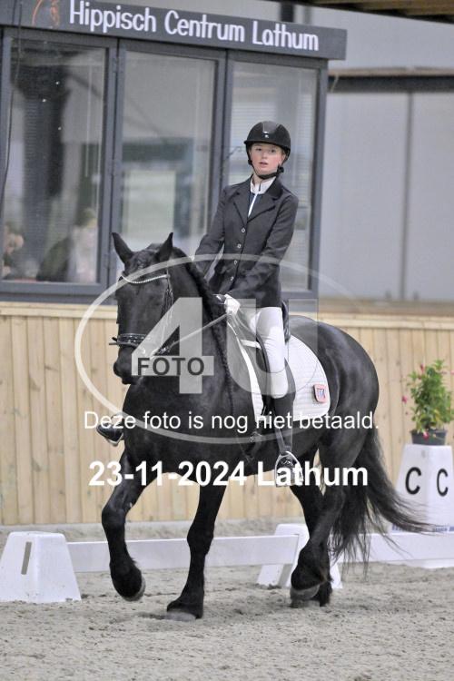 241123 1496
