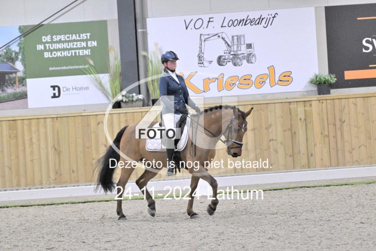 241124 1374