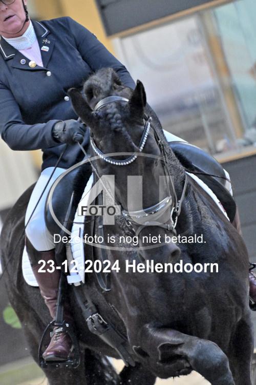 241223 1671
