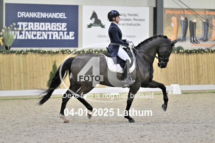 250104 1280