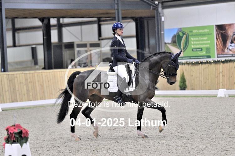 250104 2203