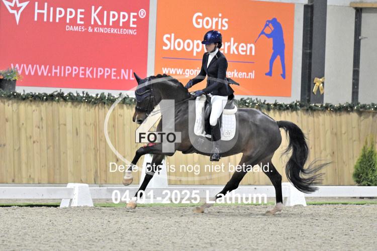 250104 2215