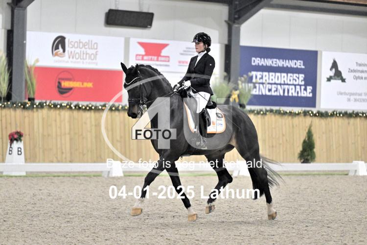 250104 2329