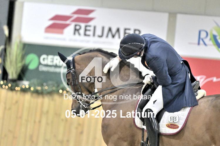 250105 0677