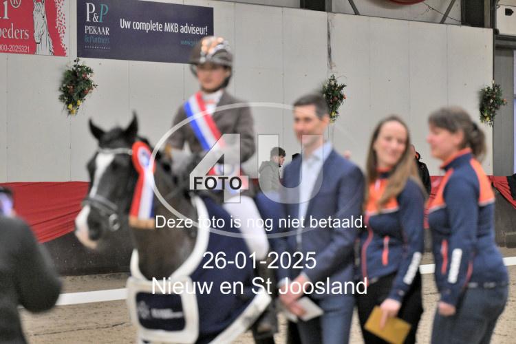 250126 8037