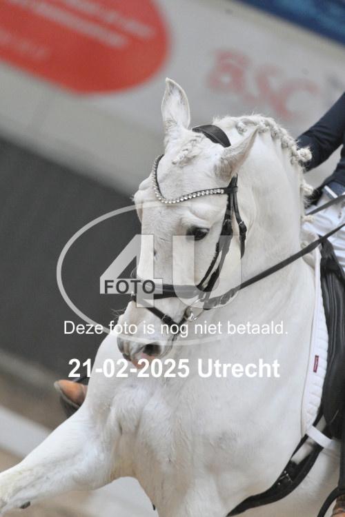 250221 0365