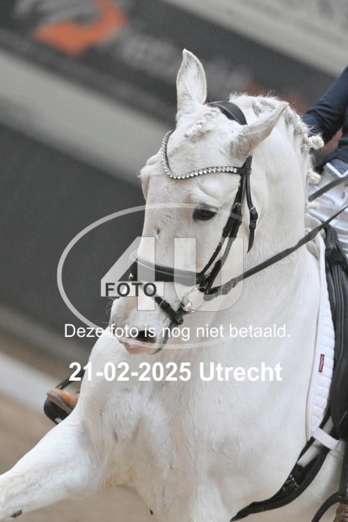 250221 0367