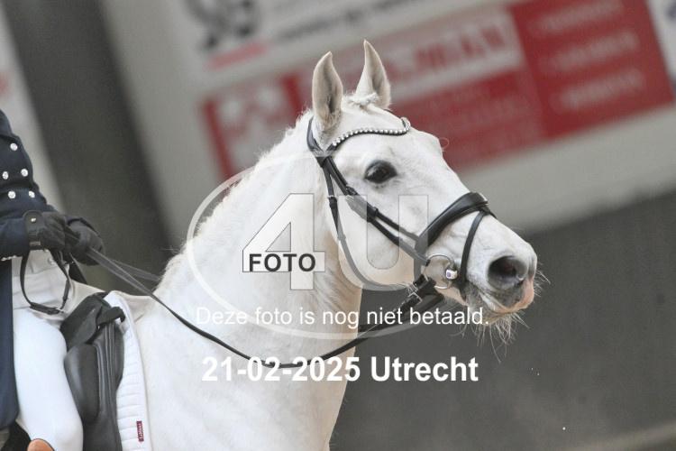 250221 0383