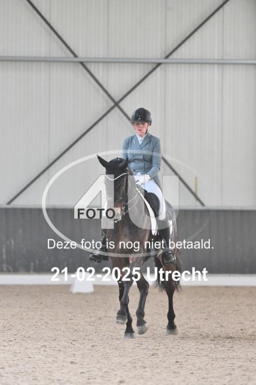250221 0571