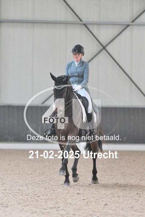 250221 0573