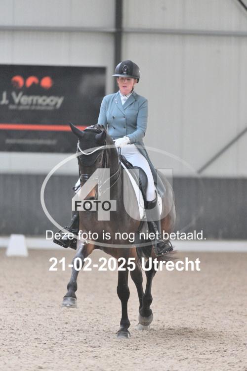250221 0576