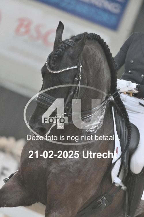 250221 0966