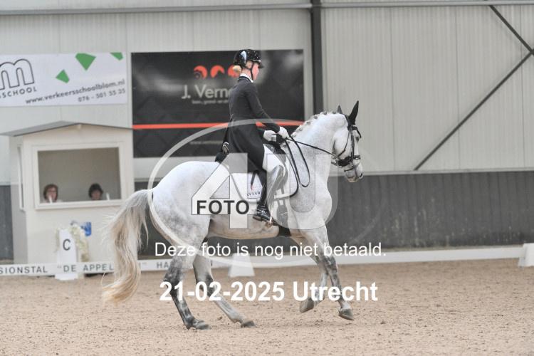 250221 1081