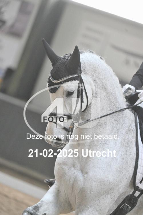 250221 1087