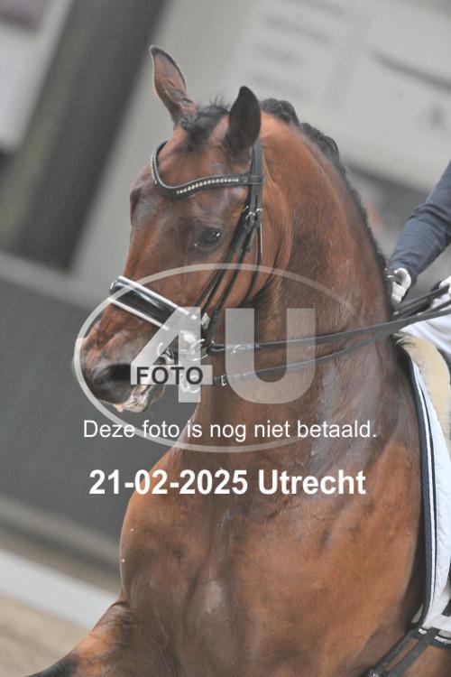 250221 1477