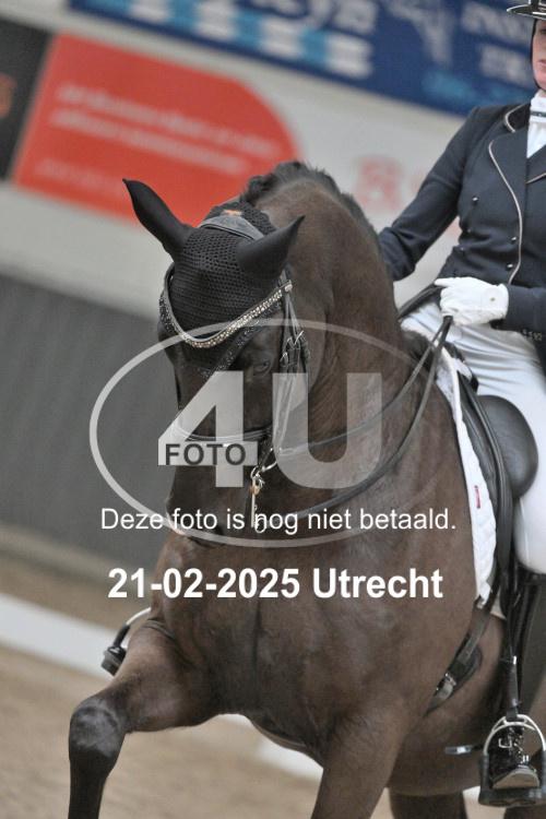 250221 1818