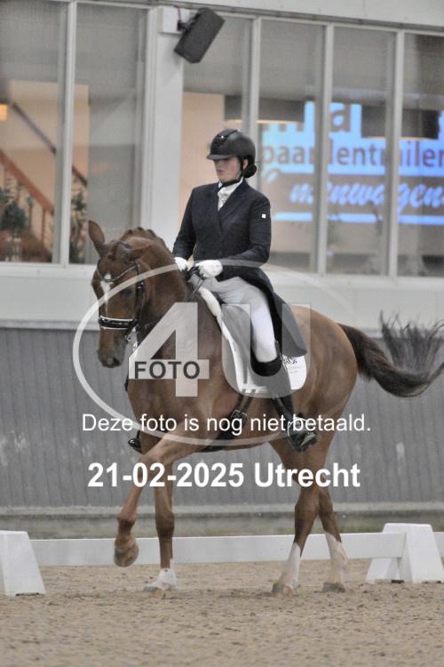 250221 3106