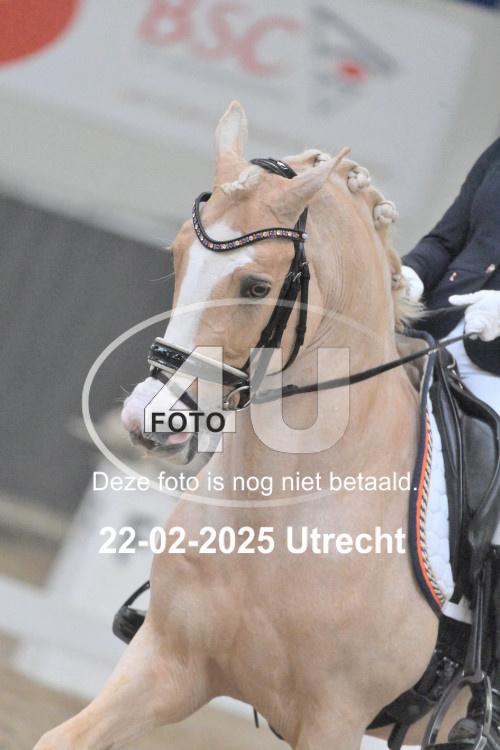 250222 1573
