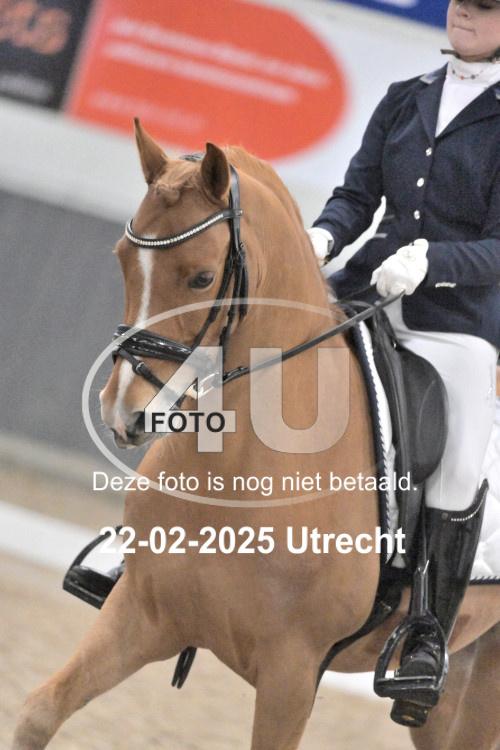 250222 2204