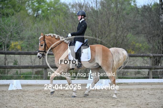 250426 2562