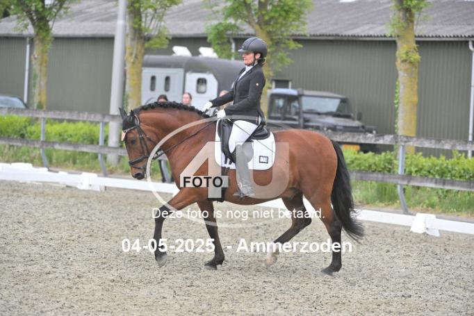 250504 4304