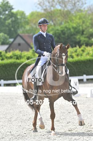 250508 2208