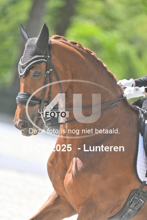 250522 0294
