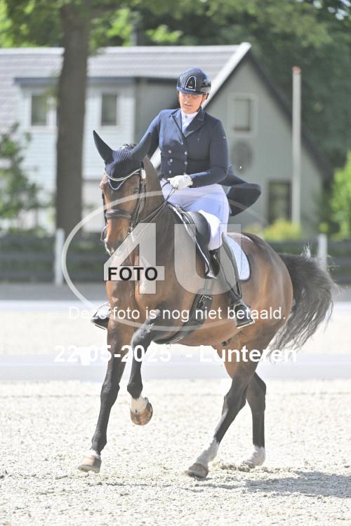 250522 0562
