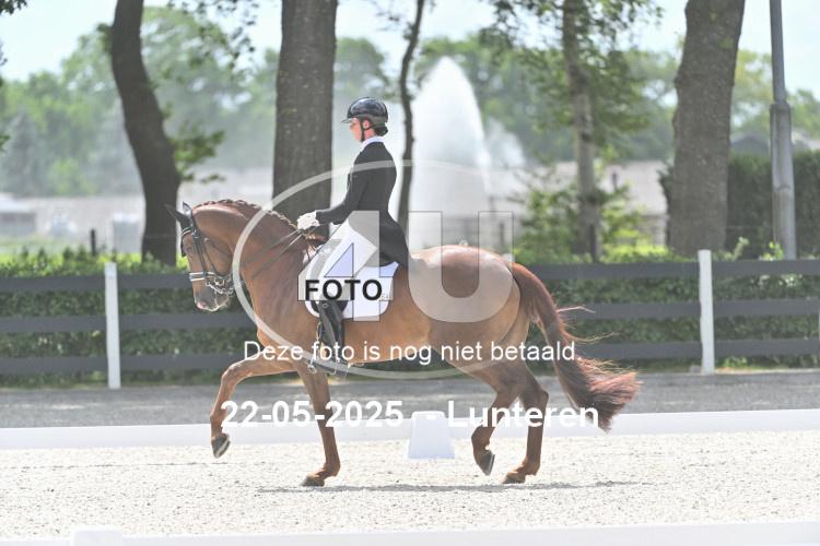 250522 0697