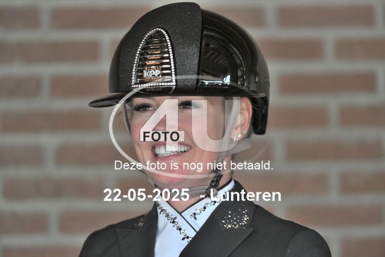 250522 2156