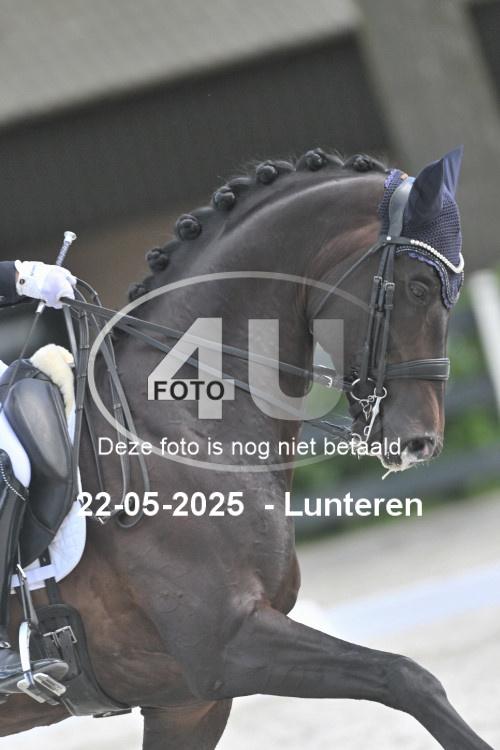 250522 2702