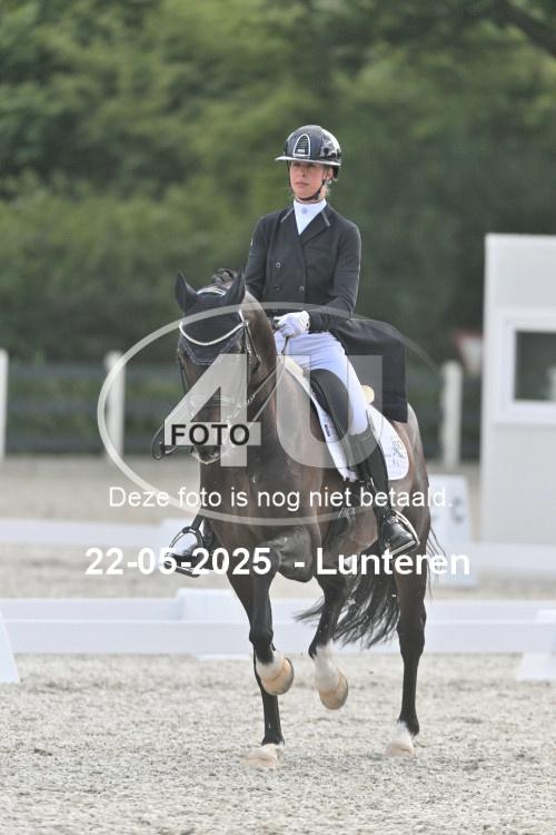 250522 2743
