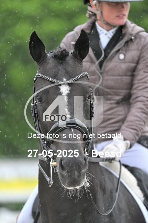 250527 2111