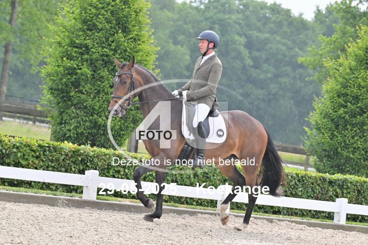250529 0246