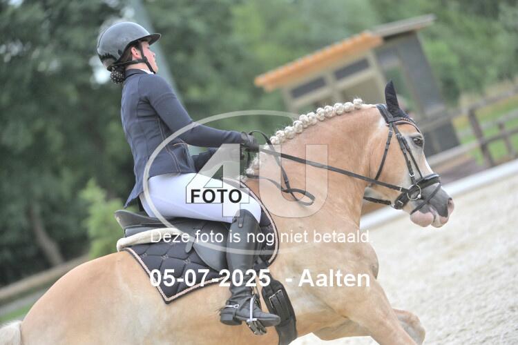 250705 6744