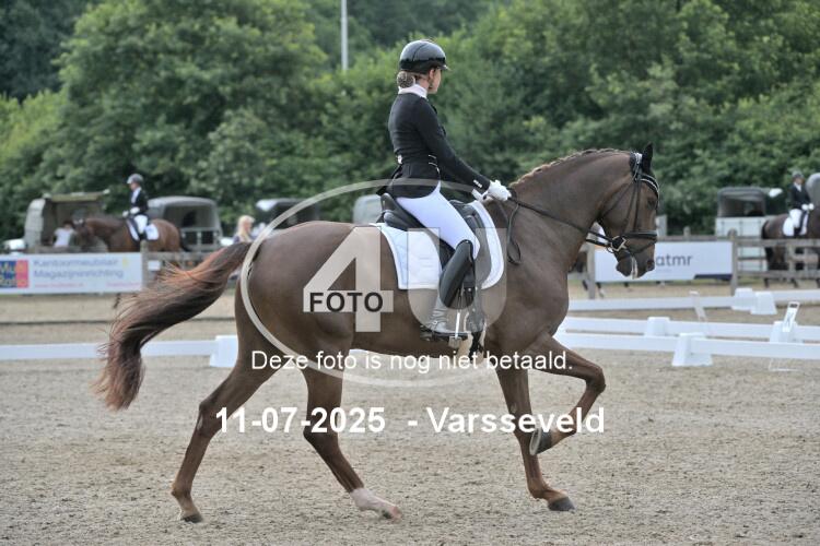 250711 1076