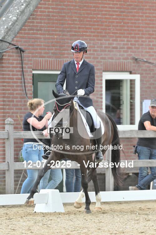 250712 4086