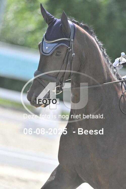 250806 1322