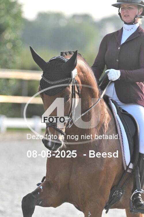 250808 2740