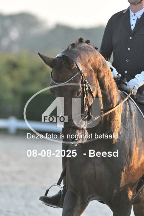 250808 3143