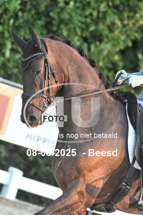 250808 3227