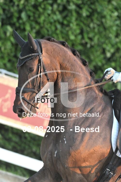 250808 3228