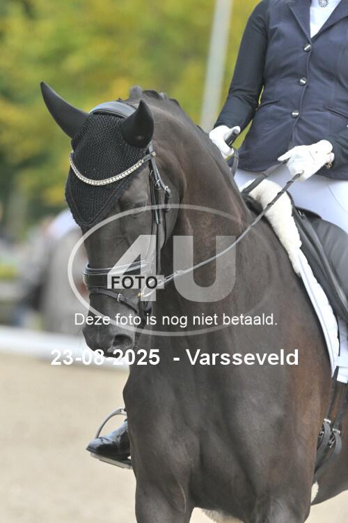 250823 2611