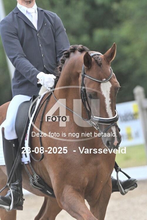 250823 2862
