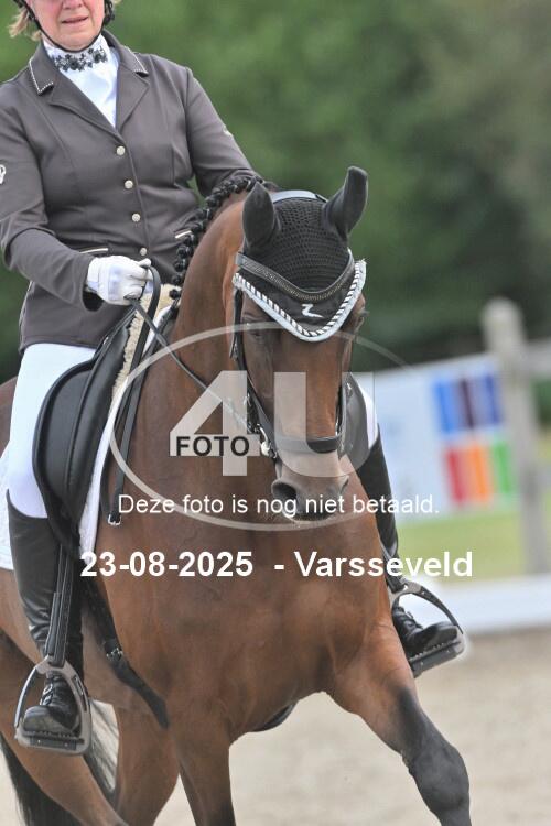 250823 3644
