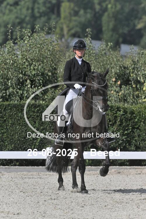 250826 0414