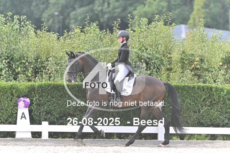 250826 1832