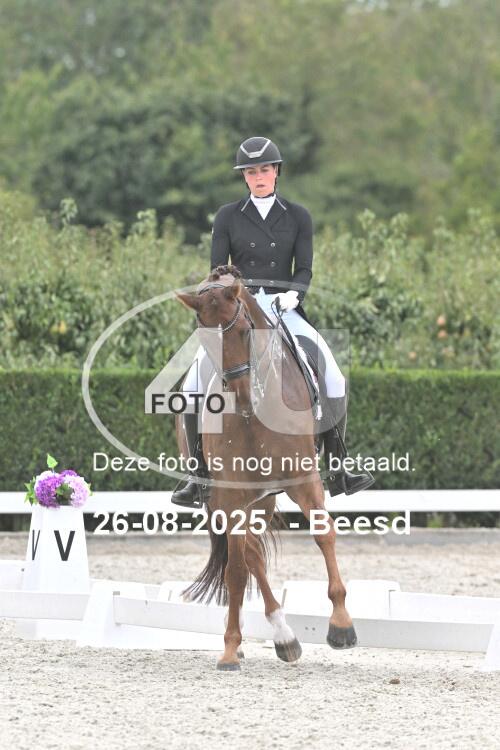 250826 2044
