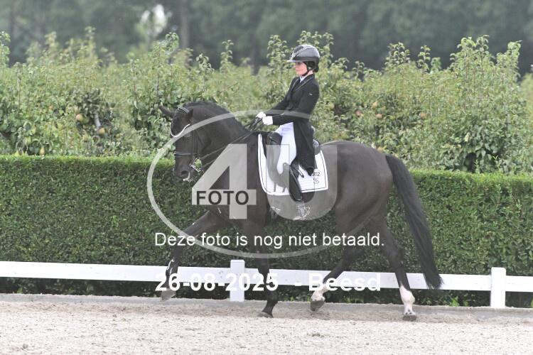 250826 2106