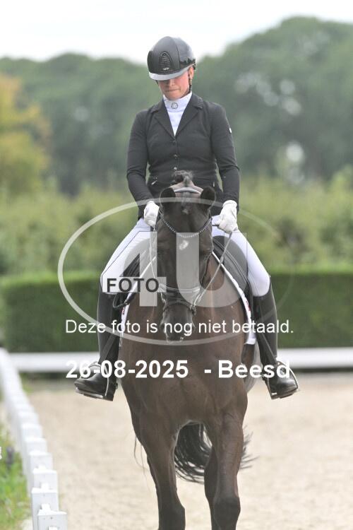 250826 2279